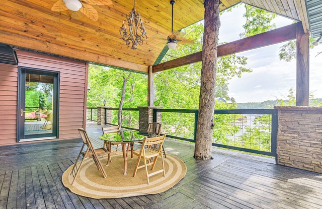Upscale Getaway on Smith Lake w/Boat Dock