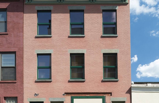 Upscale live/work loft in Downtown Yonkers