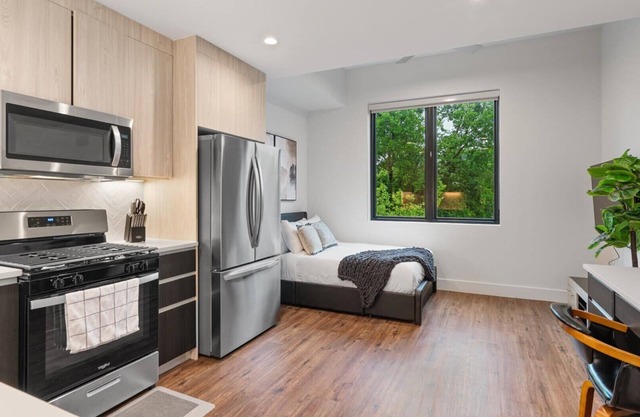 Upstay: Stylish and Newly Renovated Apartment