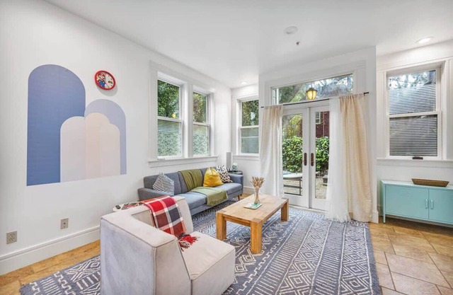 #Urban Elegance 3BR With Parking, Near UC, BART & Downtown
