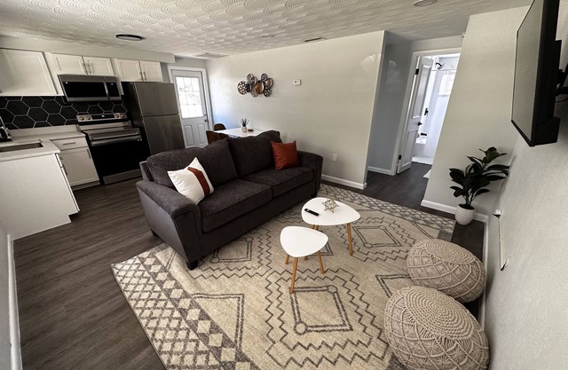 Urban Retreat: Cozy House in The Heart of Zephyrhills