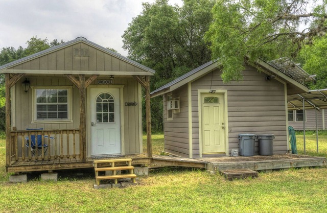 Utopia Bunkhouse
