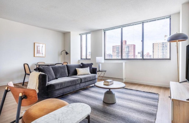 UWS 1BR w Doorman Gym Parking nr Central Park NYC-599