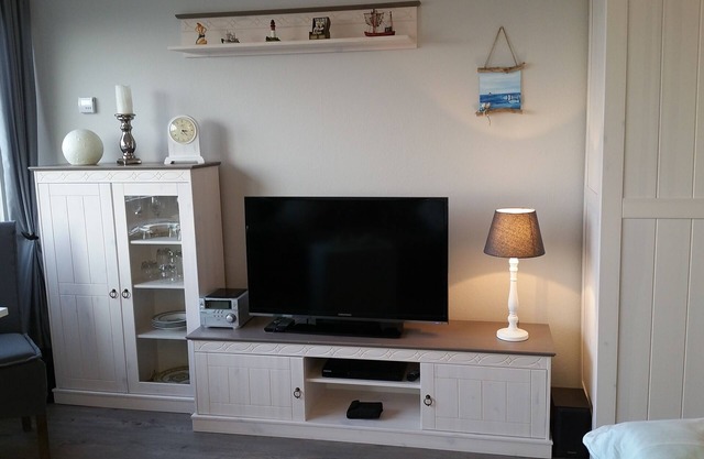 Vacation apartment/apartment for 2 guests with 25m² in Fehmarn OT Burgtiefe (51738)