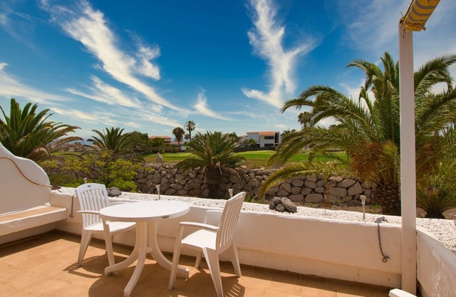 Vacation Apartment '104 Aries Pebble Beach' with Sea View
