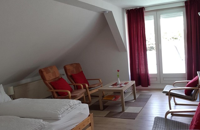 Vacation apartment, 70 sqm, 3 bedrooms, living room, max. 6 persons