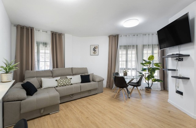 Vacation Apartment 'Apartamento Calecampo' with Sea View, Wi-Fi and Air Conditioning