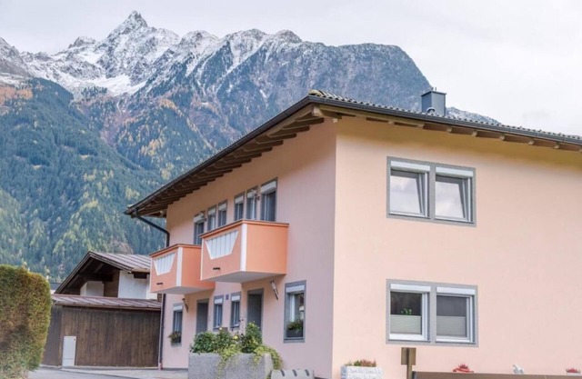 Vacation cottage Maric