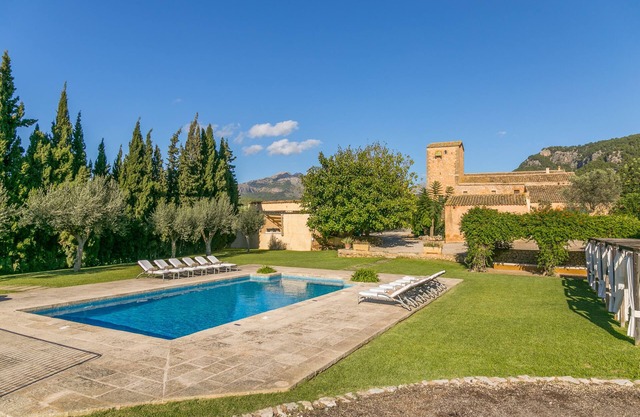 Vacation home for 12 guests with 999m² in Andratx (148305)