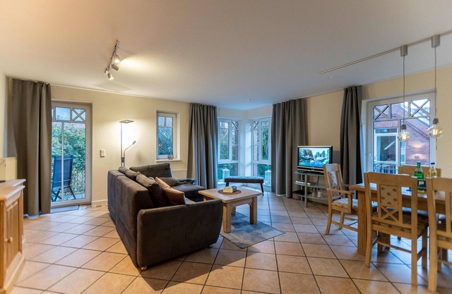 Vacation right on the beach with sea view and 2 balconies