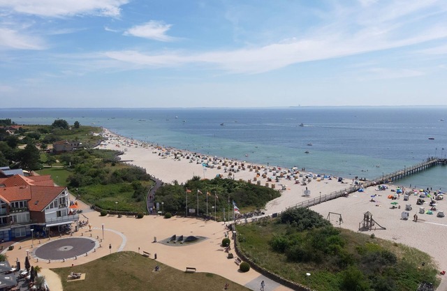 Vacation with an all-round sea view - directly on the Pelzerhaken pier