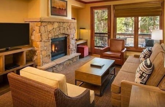 Valdoro Mountain Lodge Resort, Ski, Fireplace, Hot Tub