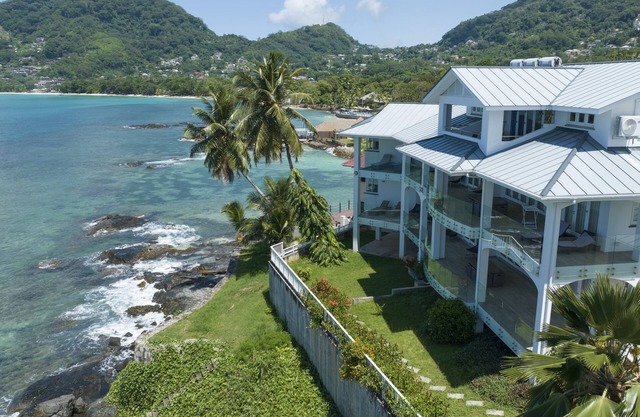 VallonEnd Beach Front Villa
