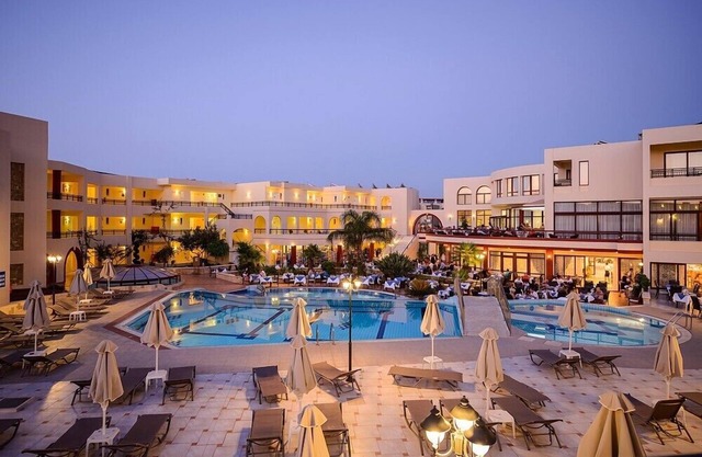 Vantaris Palace