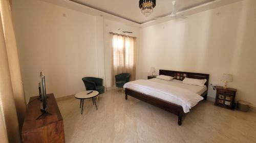 Vardha Greens Resort
