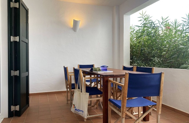 Very comfortable house near the sea