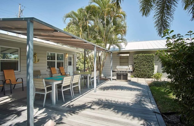 Vibrant Beach Studio #2-more units also available