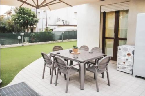 Vicina al mare con grande giardino - Appartamento Tulipano