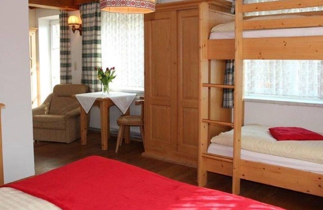 Vierbettzimmer 16 - Biobauernhof Kasleitner