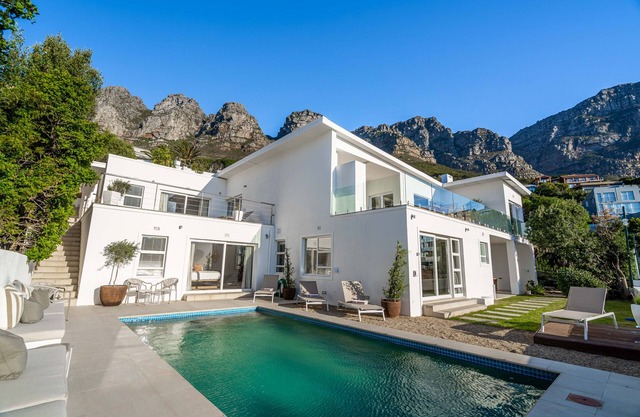 View16 | Villa | Ocean Glow Oasis