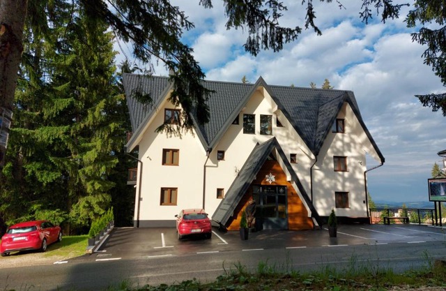 Vila ZLATARSKA PAHULJA