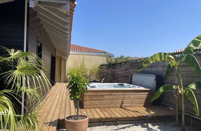 Villa 6 pers with spa and parking in Moliets
