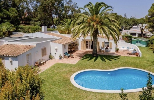 Villa Alba, sun, peace and light!