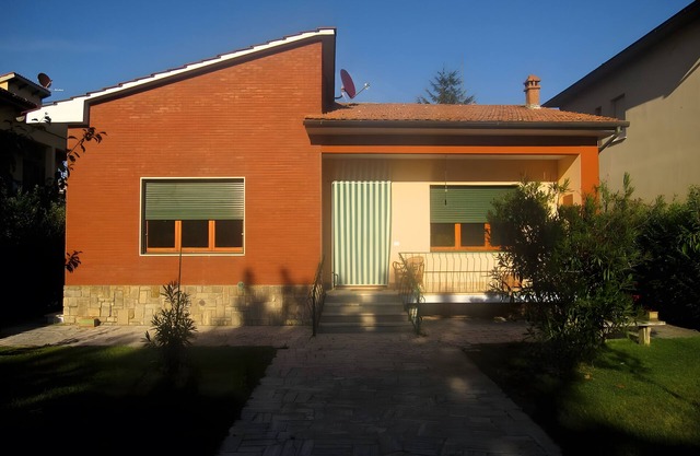 Villa 'Anni '50' with Private Garden and Wi-Fi