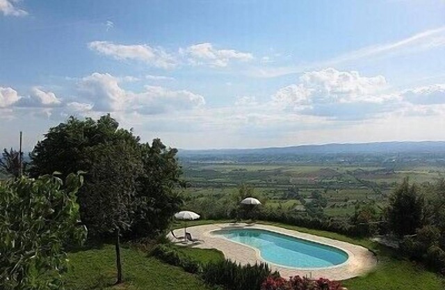 Villa Arcanda D: A characteristic and welcoming apartment, with Free WI-FI.