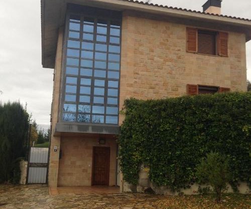 Villa Argomaniz