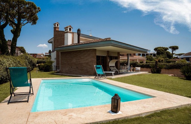 Villa Attoni Di Canossa