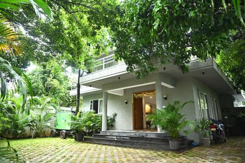 Villa Bee