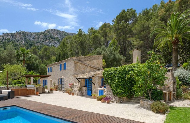 Villa Can Ros - The Garden of Beauty