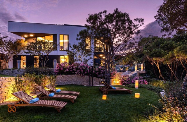 Villa Contessa, Top 200 ultra luxury world villas