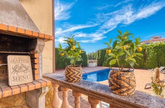 Villa 'Costacabana - Roxy' with Private Pool, Private Terrace and Wi-Fi