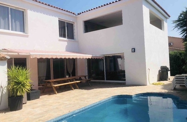 Villa d Architecte Neuve Climatisée Avec Piscine en Bord de mer