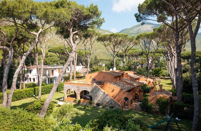 Villa Duna by the sea with exclusive direct access to the 50m beach