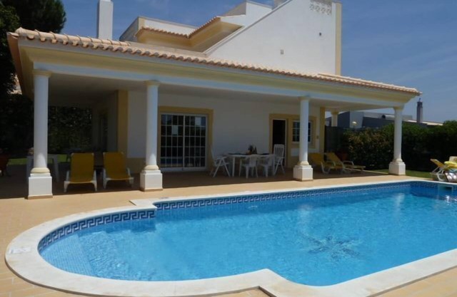 Villa Estrelicia Top Quality, Very Private 5 Bedroom Luxury Villa, Air Conditioning for 8-10 persons