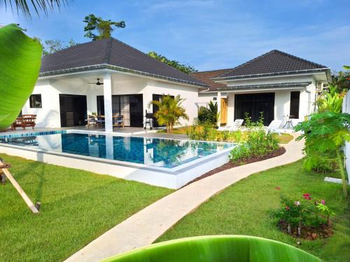 Villa et Bungalow Baan Joan Khao Lak