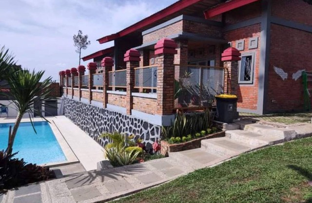 villa forest puncak
