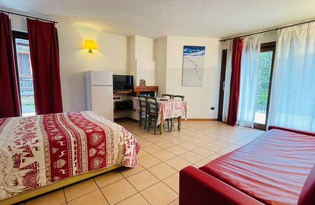 Villa Frejus - STUDIO sleeps 3-4
