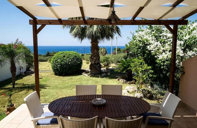 Villa Grecale Macari