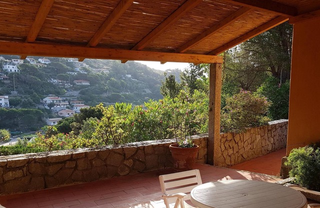 Villa in a panoramic position just 7 minutes walk from the sea