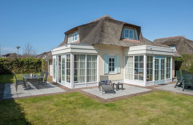 Villa in Domburg near North Sea Beach