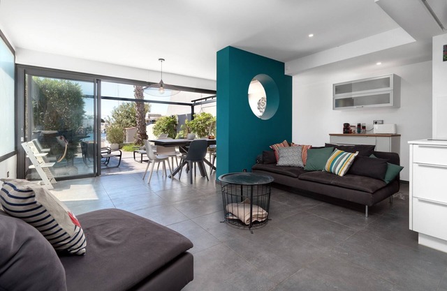 Villa in Le Grau du Roi with Stunning Sea Views