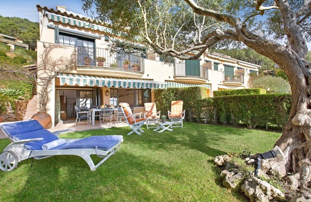 Villa in Llafranc with Sea Views & Pool