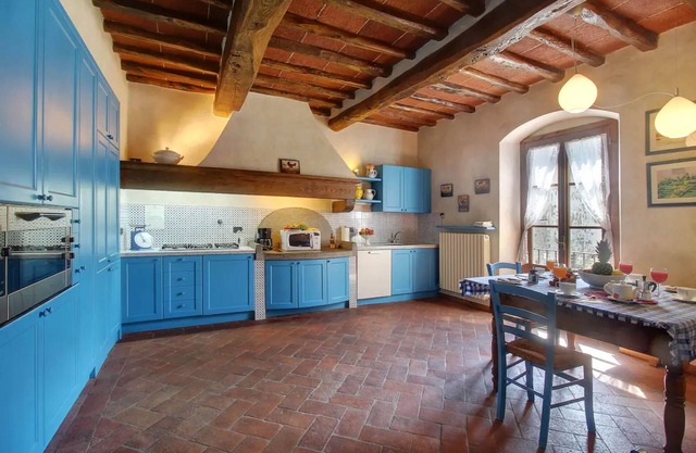 Villa in Lucolena in Chianti with private swimming pool and garden