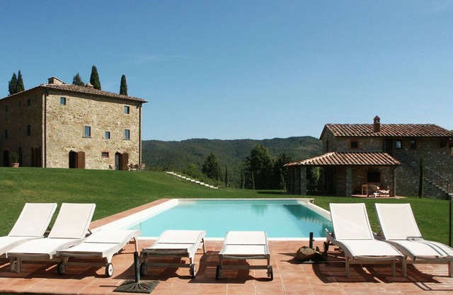 Villa in San Vincenti with 7 bedrooms sleeps 16