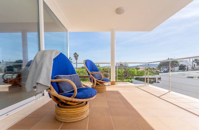 Villa 'Jamaica ' with Private Pool, Wi-Fi and Air Conditioning