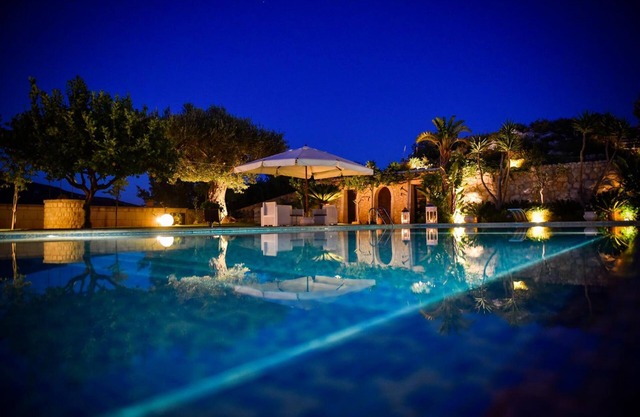 Villa Kete Deluxe Rooms